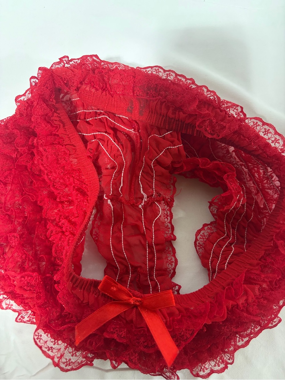 Red Layered Lace Ruffle Bloomers - Picture 4 of 6